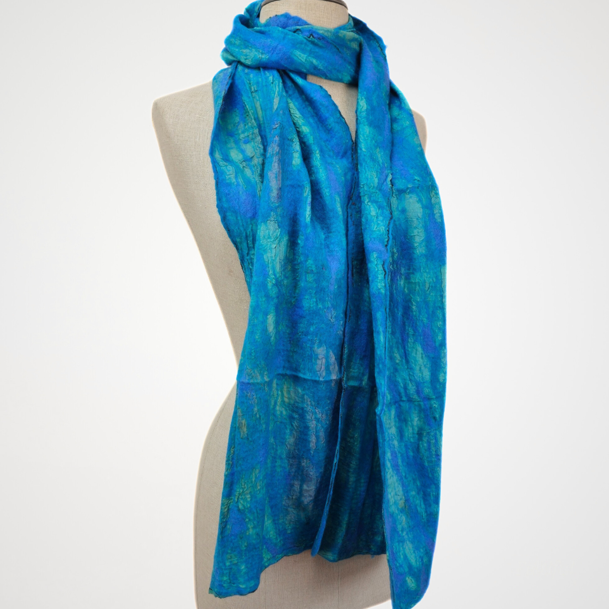 Vintage felted blue scarf-Feltiful