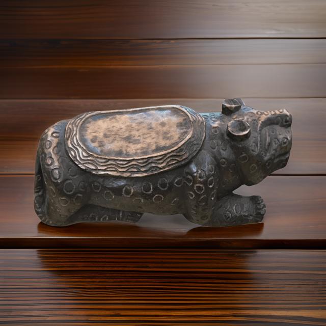 【アフリカ工芸品】皮製ボックス African Treasures | Authentic & Inspired | African-Inspired Goods