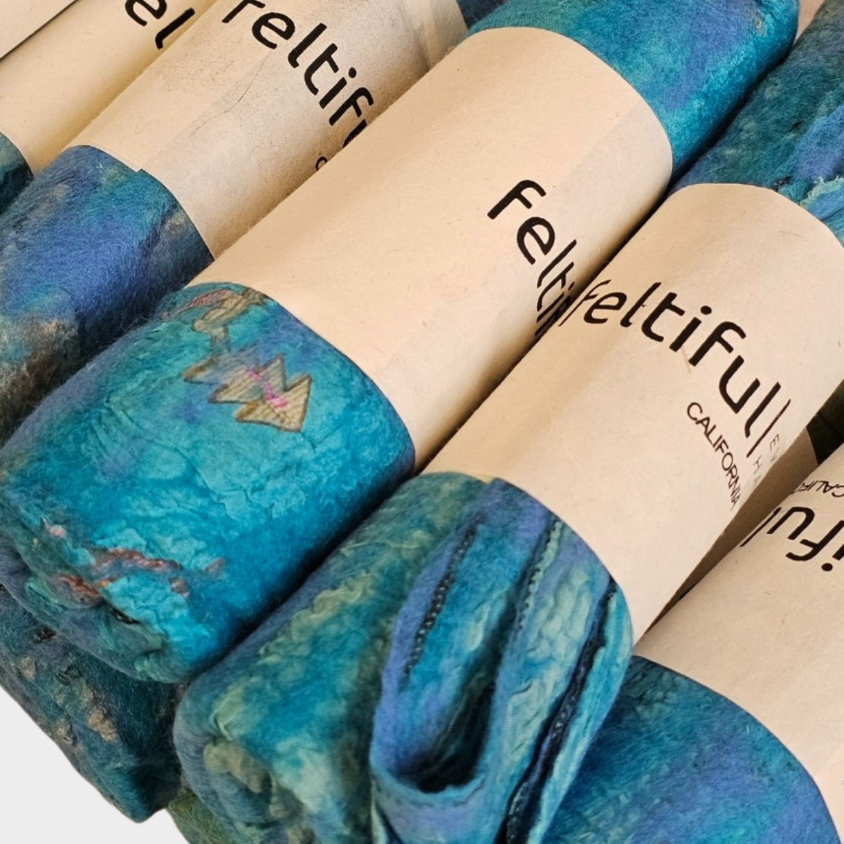 Vintage felted blue scarf-Feltiful