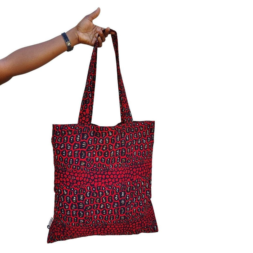 Shopper Red Panther -Maame Tumi