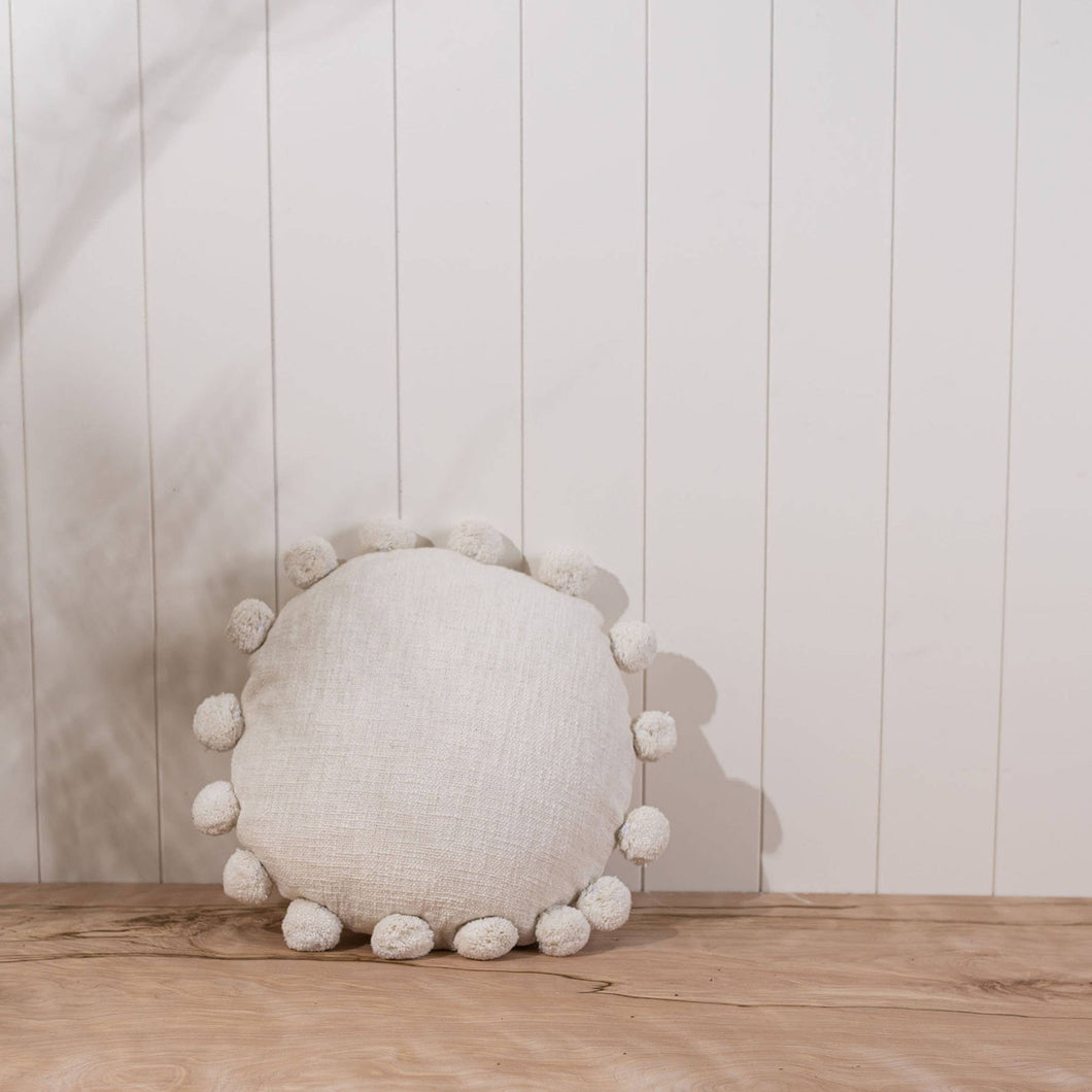 Foreside Home & Garden - 16x16 Round Hand Woven Peyton Pillow White