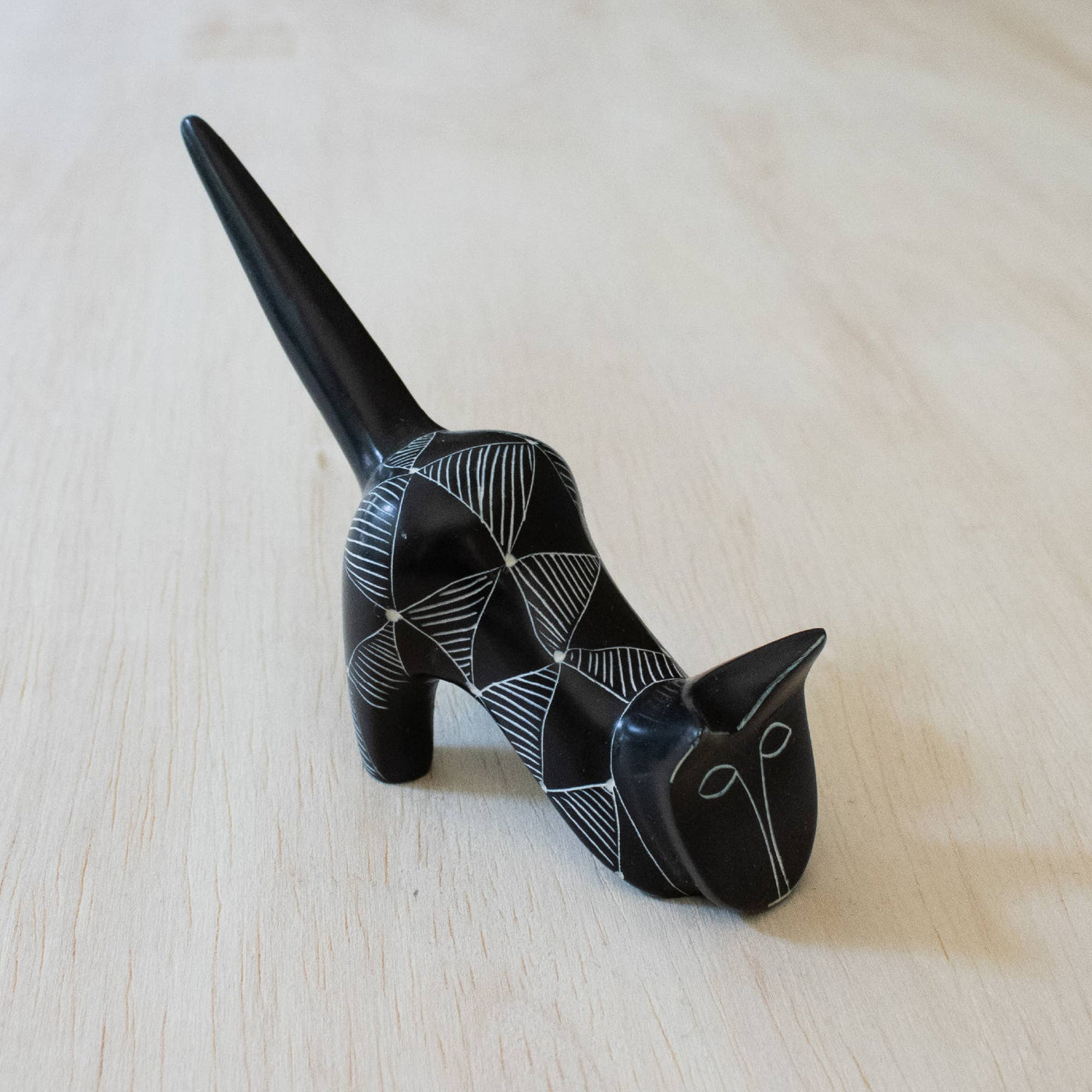 Etched Black Bookshelf Cat-Venture Imports LLC