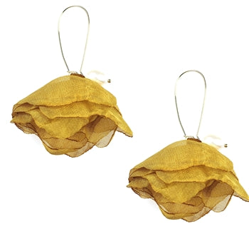 EARRINGS -CHIFFON FLOWER WITH FRESH WATER PEARL